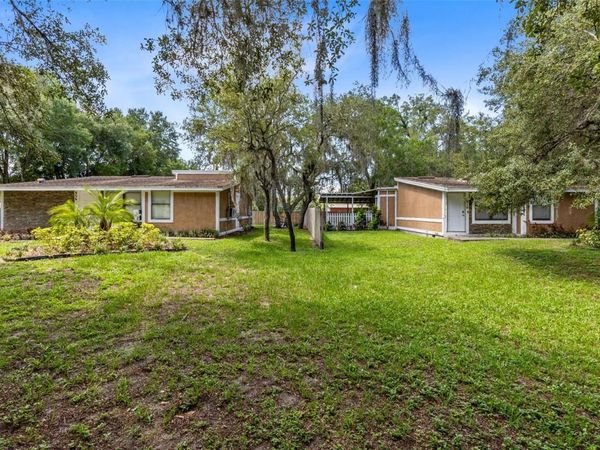 424 E WELCH ROAD, APOPKA, FL 32712