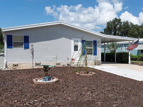 550 SAINT JOHNS ROAD, TAVARES, FL 32778