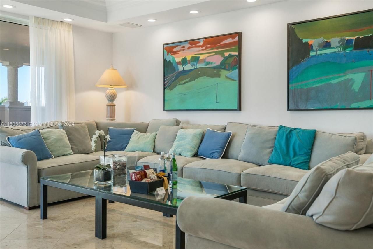 Please Call For Address, Unit 19153, Miami Beach, FL 33109 Photo