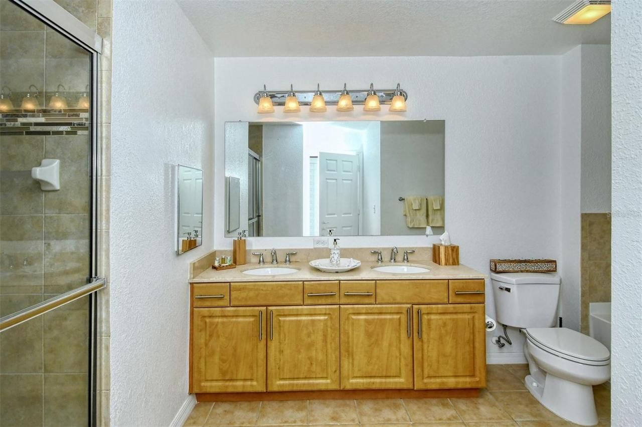 1064 N Tamiami Trail, Unit 1627, Sarasota, FL 34236 Photo