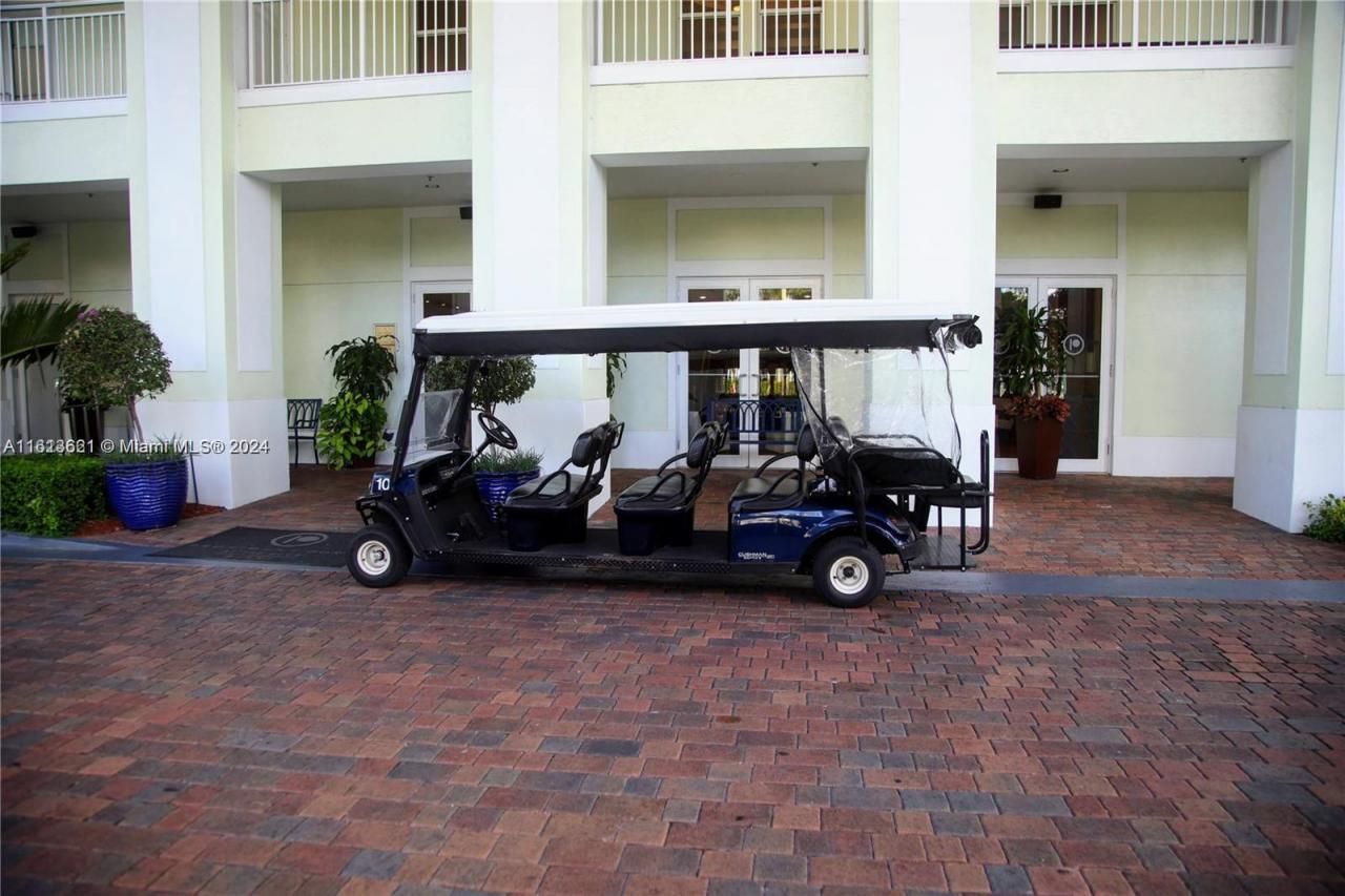 5300 NW 87th Ave, Unit 612, Doral, FL 33178 Photo