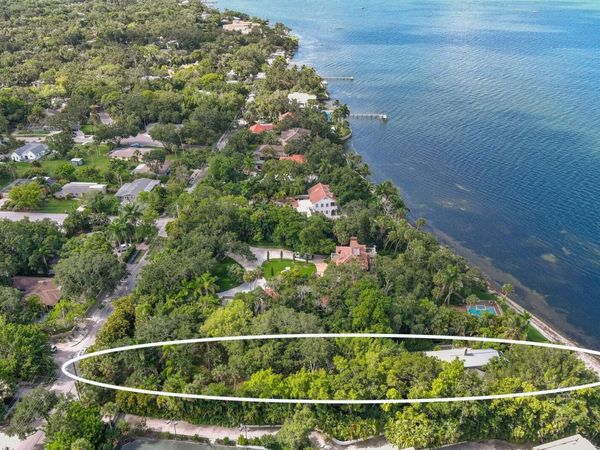 3301 BAY SHORE ROAD, SARASOTA, FL 34234
