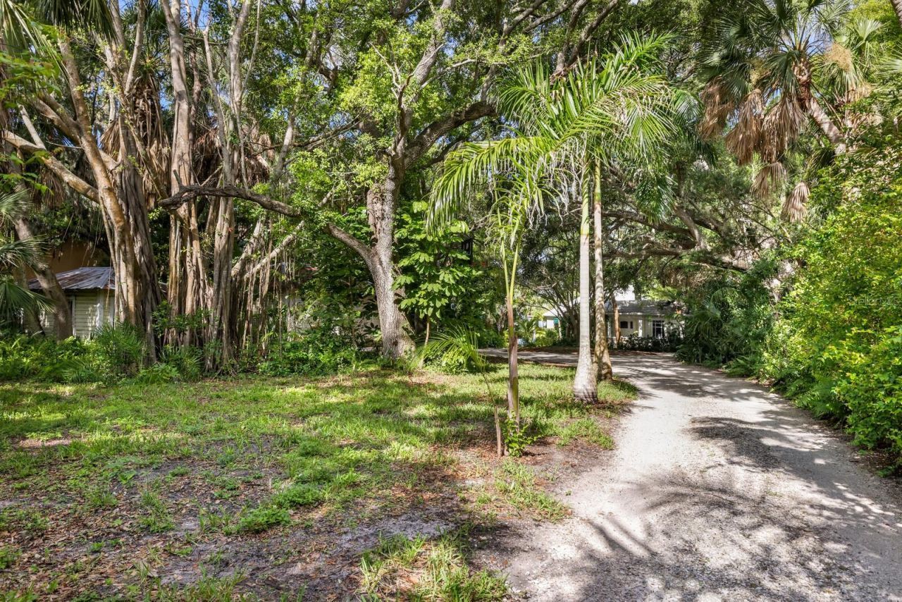 3301 Bay Shore Road, Sarasota, FL 34234 Photo