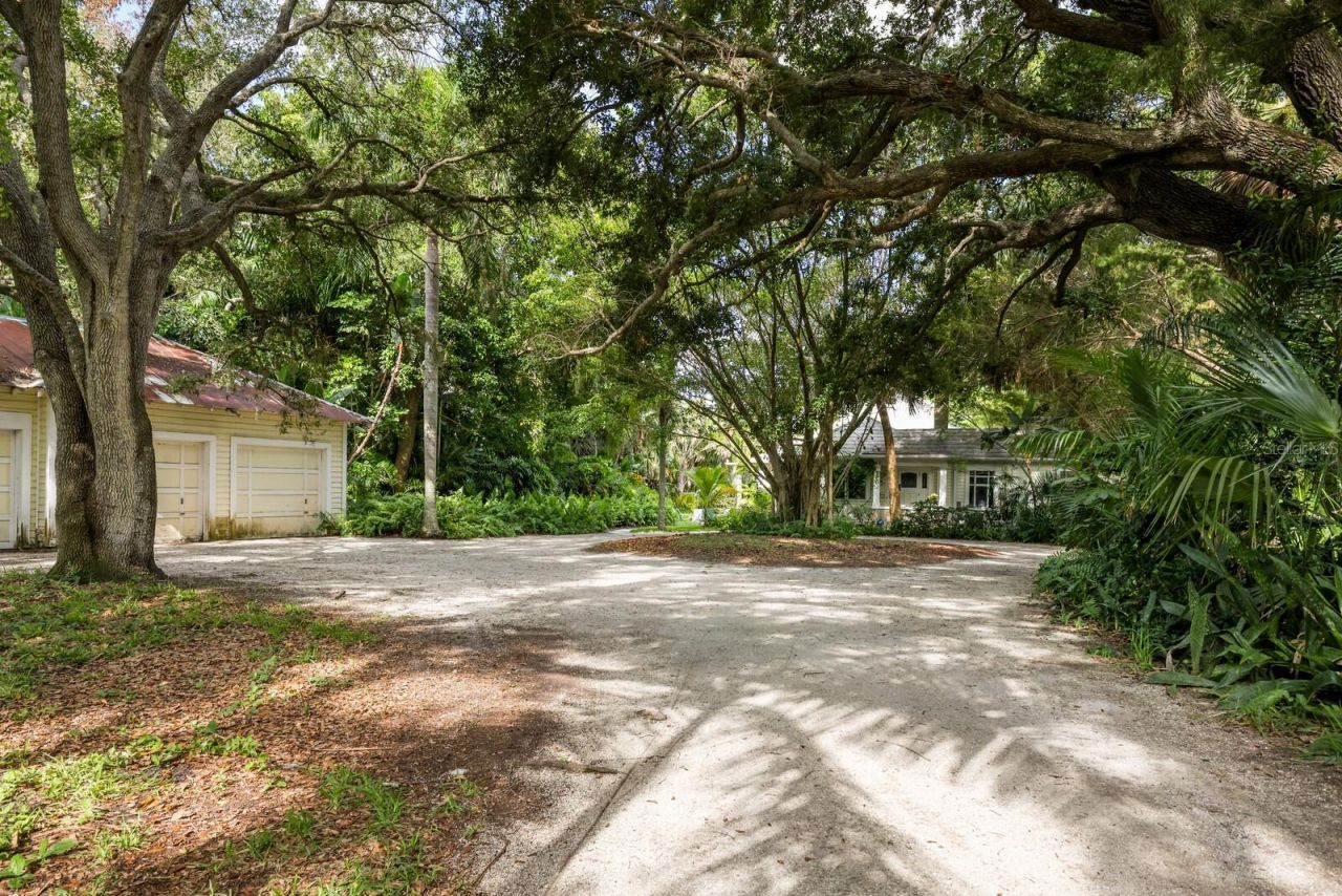 3301 Bay Shore Road, Sarasota, FL 34234 Photo