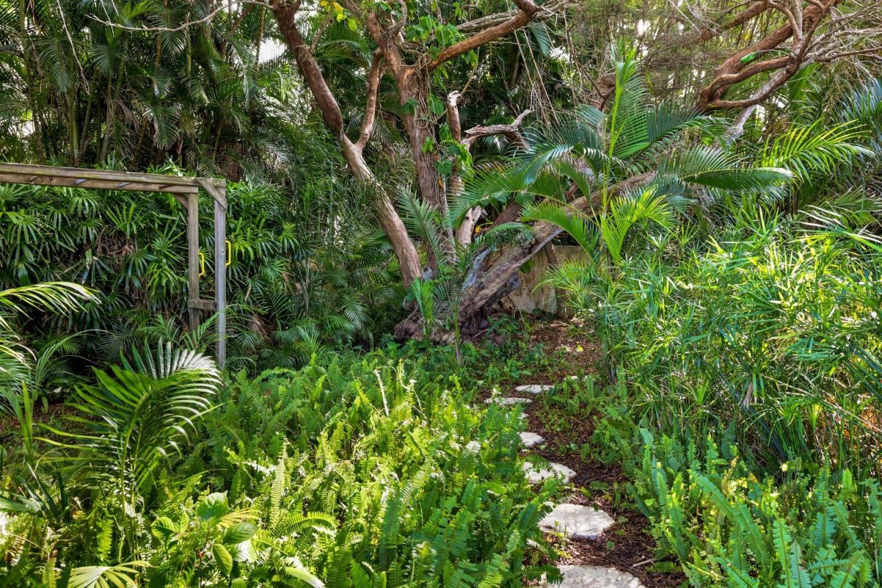 3301 Bay Shore Road, Sarasota, FL 34234 Photo
