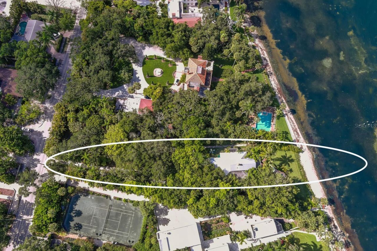 3301 Bay Shore Road, Sarasota, FL 34234 Photo