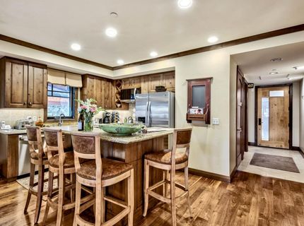 6750 N North Lake Boulevard, Tahoe Vista, CA 96148 Photo
