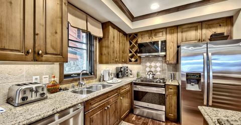 6750 N North Lake Boulevard, Tahoe Vista, CA 96148 Photo