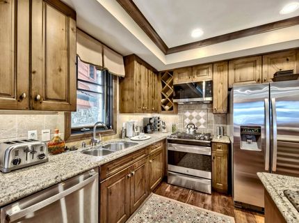 6750 N North Lake Boulevard, Tahoe Vista, CA 96148 Photo