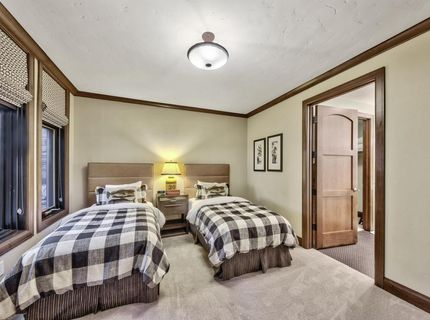 6750 N North Lake Boulevard, Tahoe Vista, CA 96148 Photo