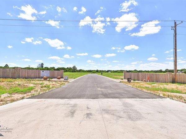 1004 Southwind Circle, Clyde, TX 79510