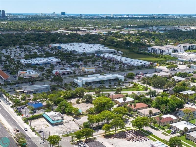 2790 W Broward Boulevard, Fort Lauderdale, FL 33312 Photo