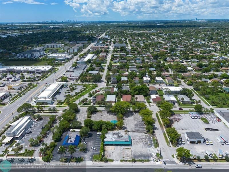 2790 W Broward Boulevard, Fort Lauderdale, FL 33312 Photo