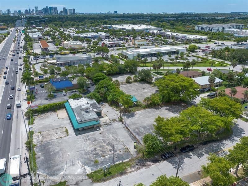 2790 W Broward Boulevard, Fort Lauderdale, FL 33312 Photo