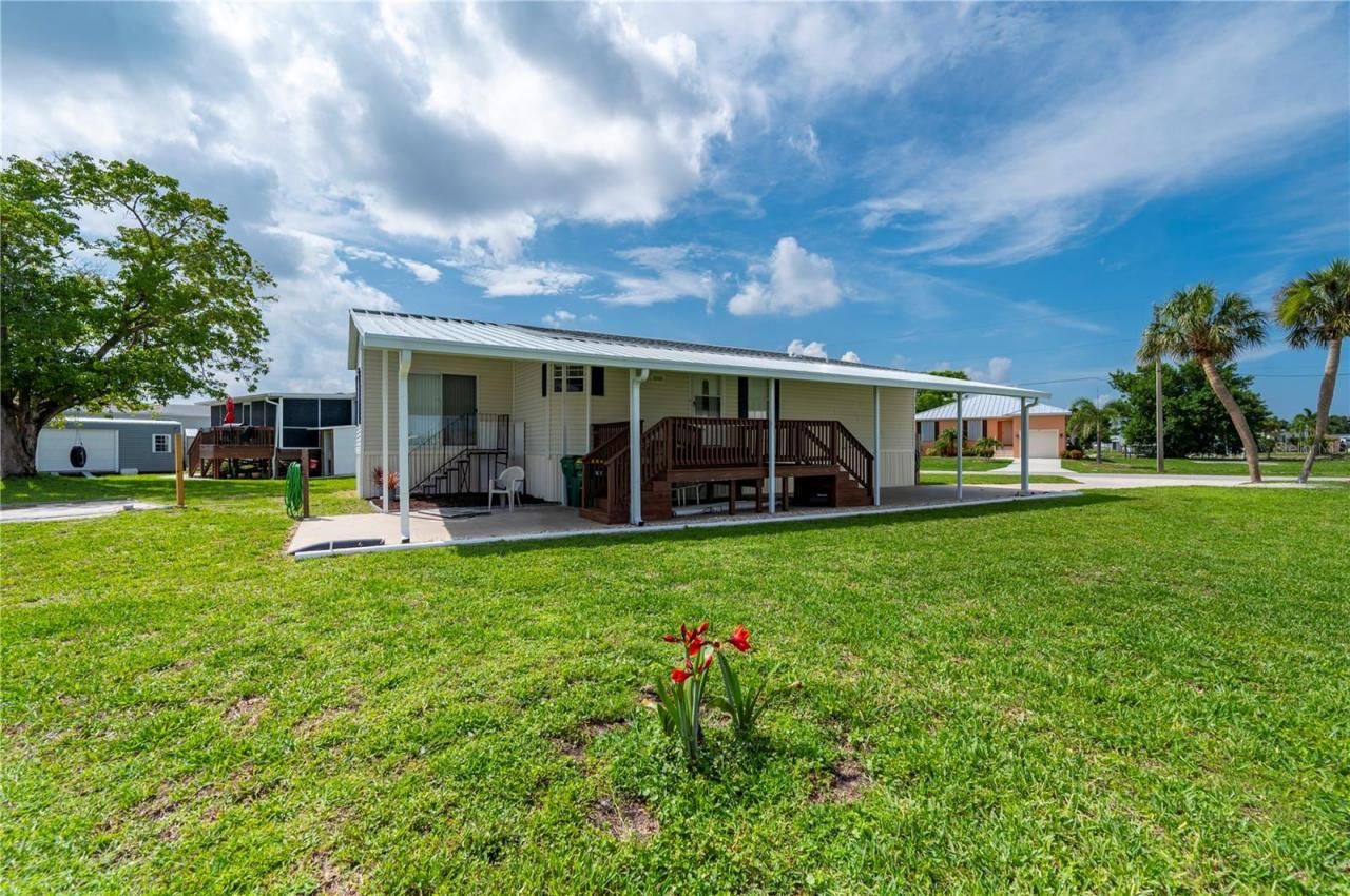 720 Dania Court, Punta Gorda, FL 33950 Photo