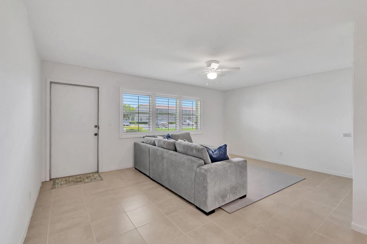 740 Horizons W, Unit 105, Boynton Beach, FL 33435 Photo