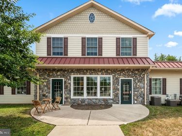 735 BETHLEHEM PIKE, FLOURTOWN, PA 19031