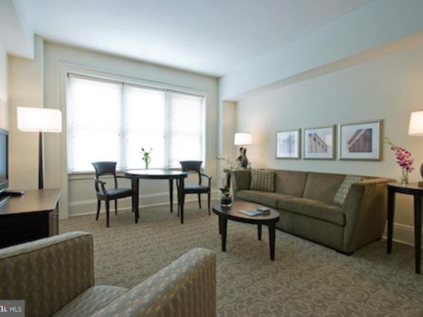 135 S 18TH STREET, Unit 1BEDPREMIU, PHILADELPHIA, PA 19103