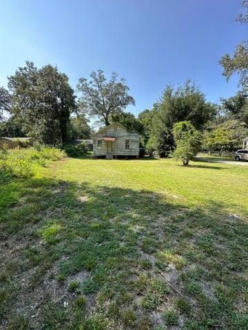 113 Graham Lane Photo 1