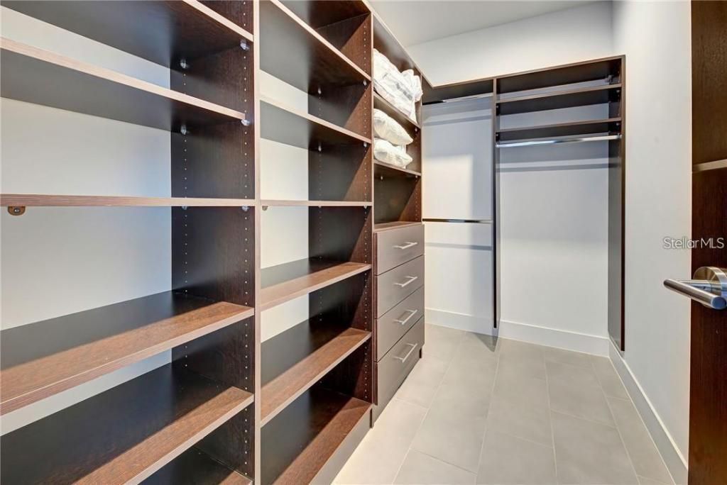 212 Cosmopolitan Court, Sarasota, FL 34236 Photo