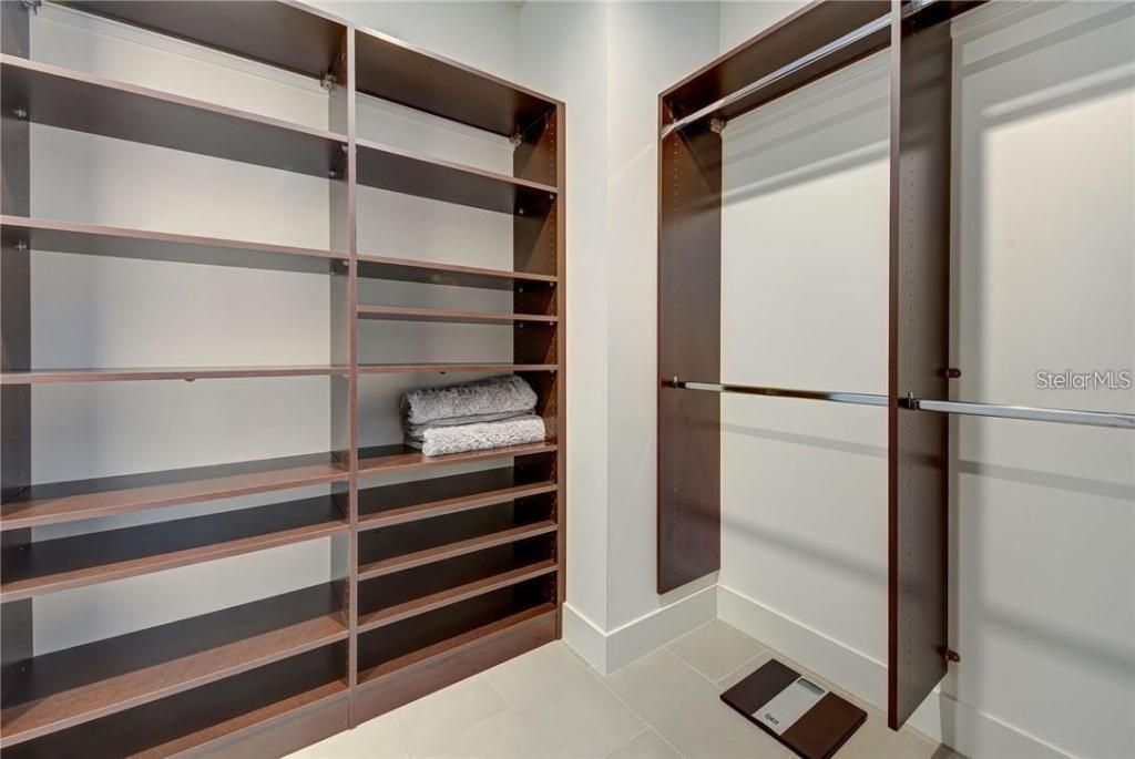 212 Cosmopolitan Court, Sarasota, FL 34236 Photo