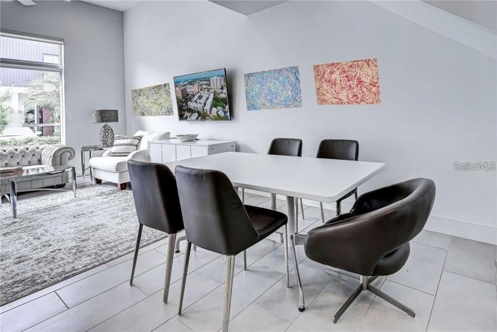 212 Cosmopolitan Court, Sarasota, FL 34236 Photo