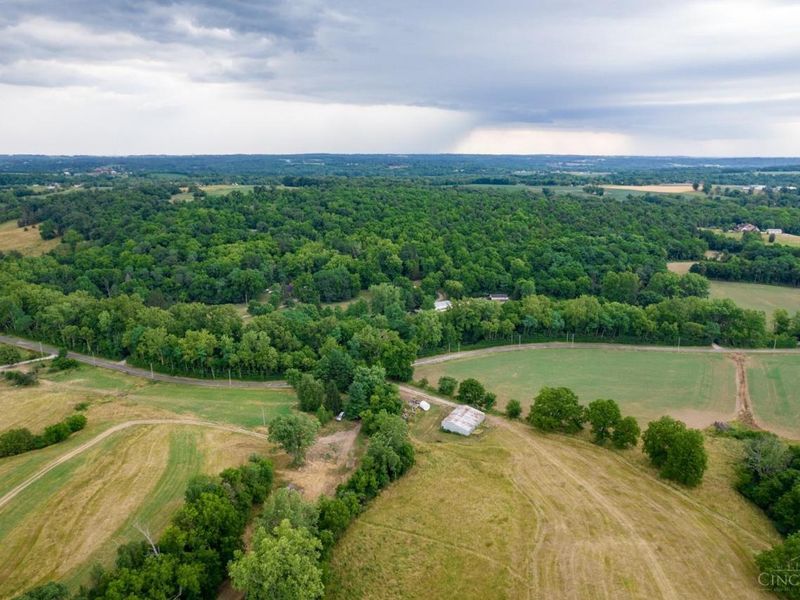 4380 Howards Creek Road, Morgan Twp, OH 45053 Photo 5