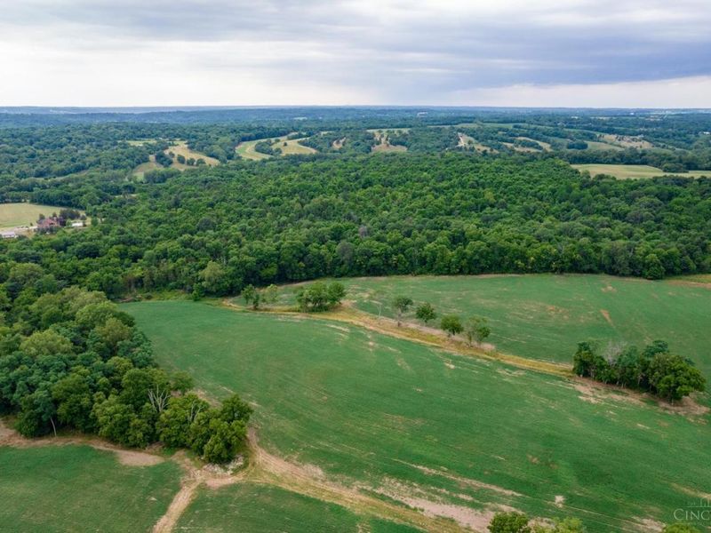 4380 Howards Creek Road, Morgan Twp, OH 45053 Photo 9