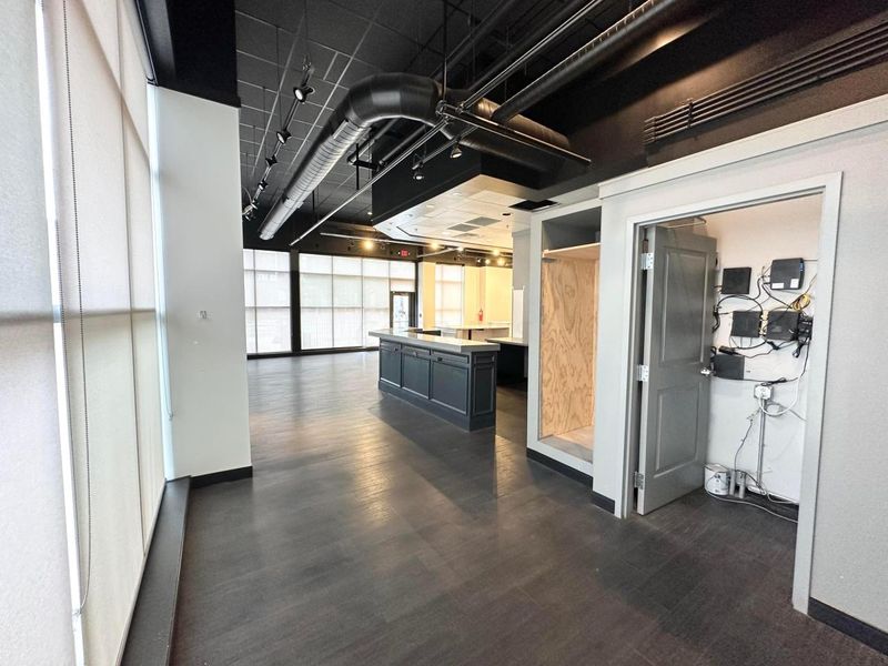 190 S High Street, Columbus, OH 43215 Photo 12