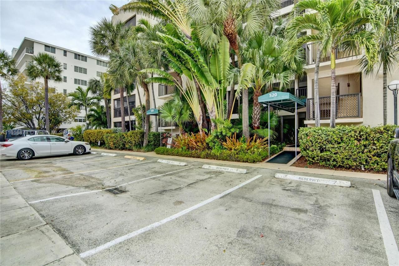 520 Orton Ave, Unit 201, 204,, Fort Lauderdale, FL 33304 Photo