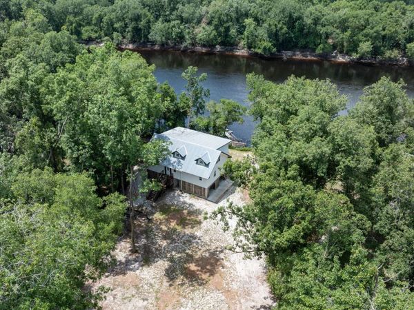 22207 135TH COURT, OBrien, FL 32071