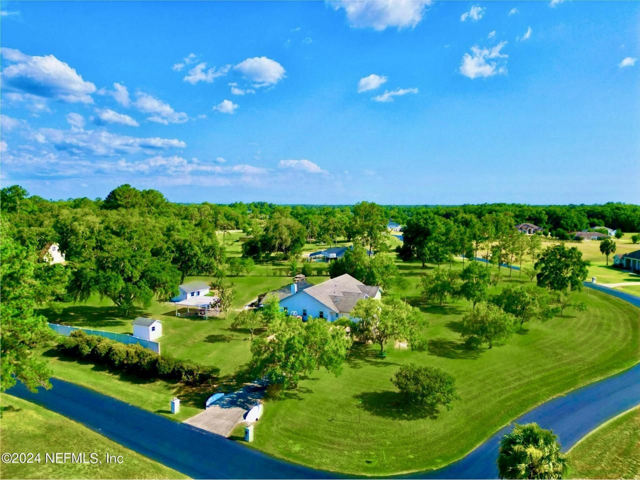 7205 NE 61st Avenue Road, Silver Springs, FL 34488 Photo