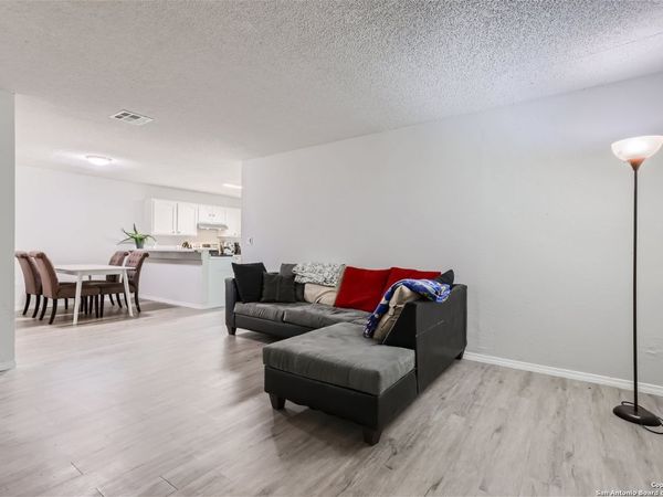 6829 OLDHAM, San Antonio, TX 78239