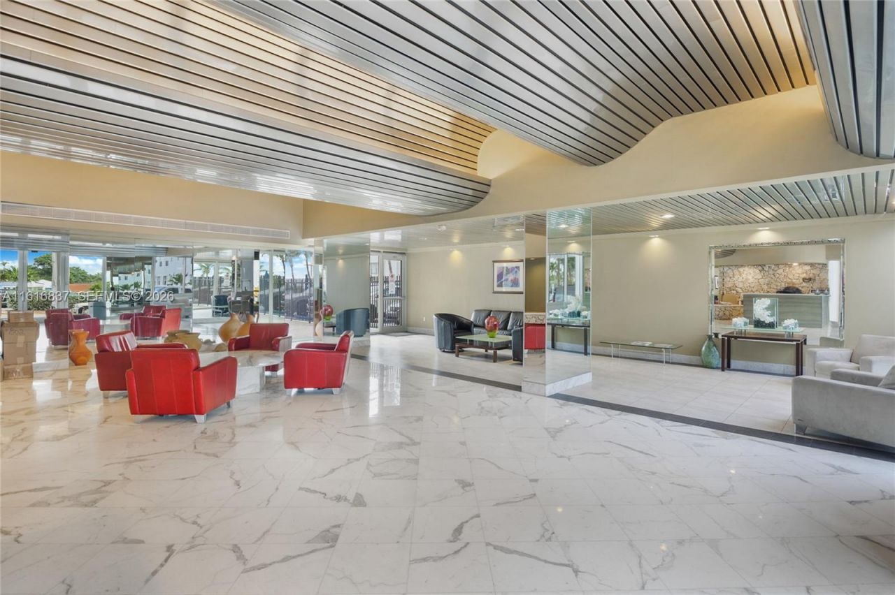 9273 Collins Ave, Unit 507, Surfside, FL 33154 Photo