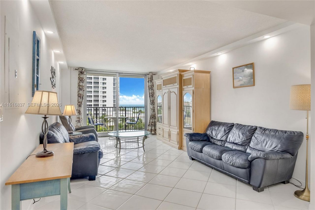 9273 Collins Ave, Unit 507, Surfside, FL 33154 Photo