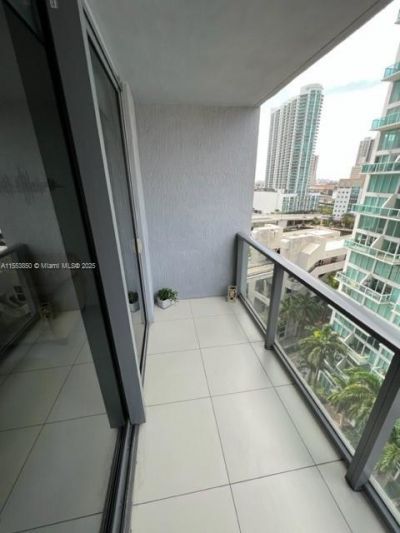 31 SE 6th St, Unit 1606, Miami, FL 33131 Photo