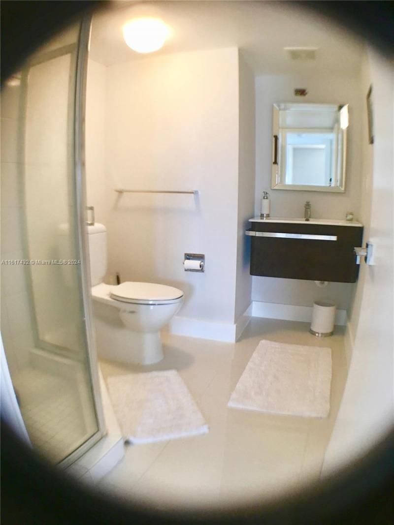 2555 Collins Ave, Unit 1711, Miami Beach, FL 33140 Photo