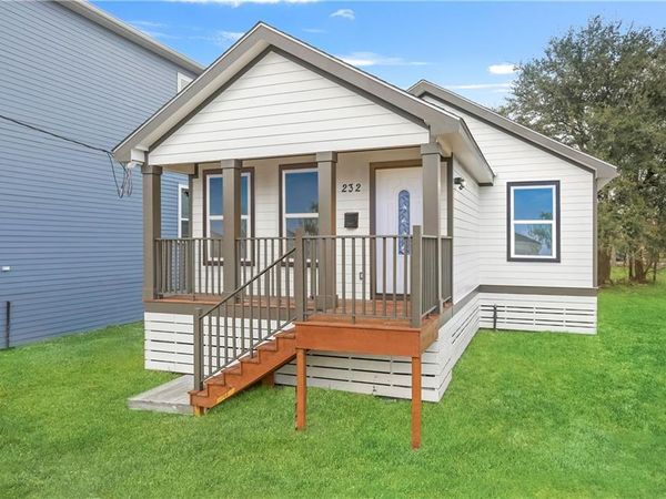 2321 S ROMAN Street, New Orleans, LA 70125