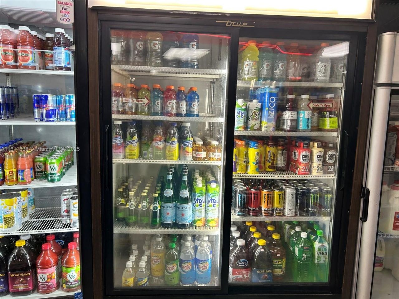 7601 E Treasure Dr, North Bay Village, FL 33141 Photo