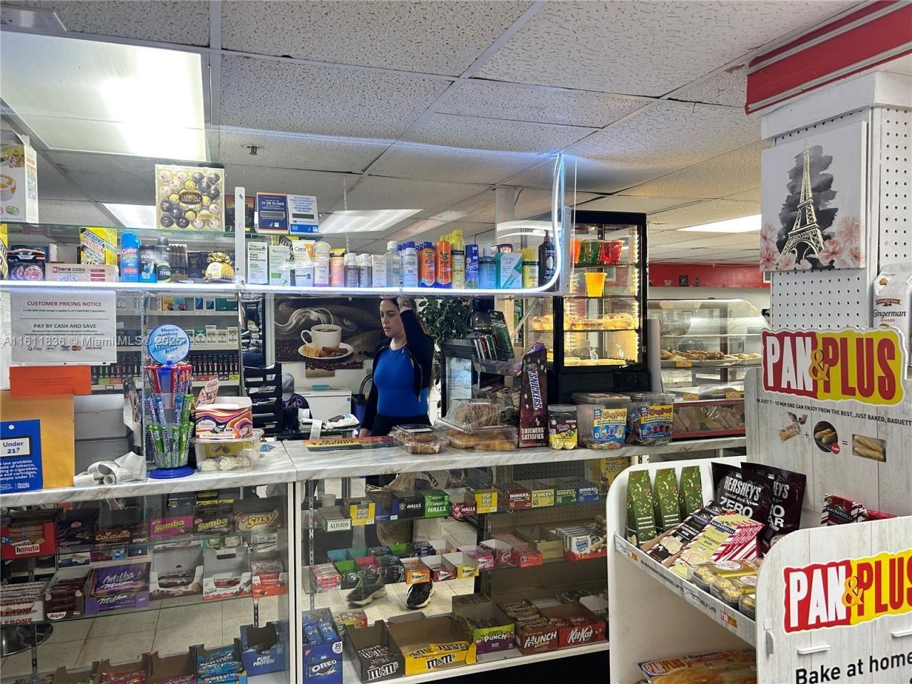 7601 E Treasure Dr, North Bay Village, FL 33141 Photo