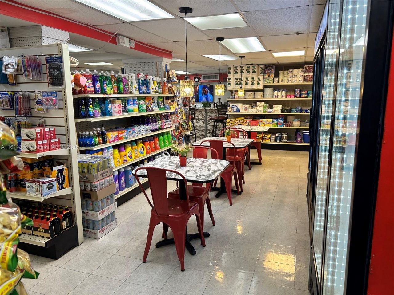 7601 E Treasure Dr, North Bay Village, FL 33141 Photo