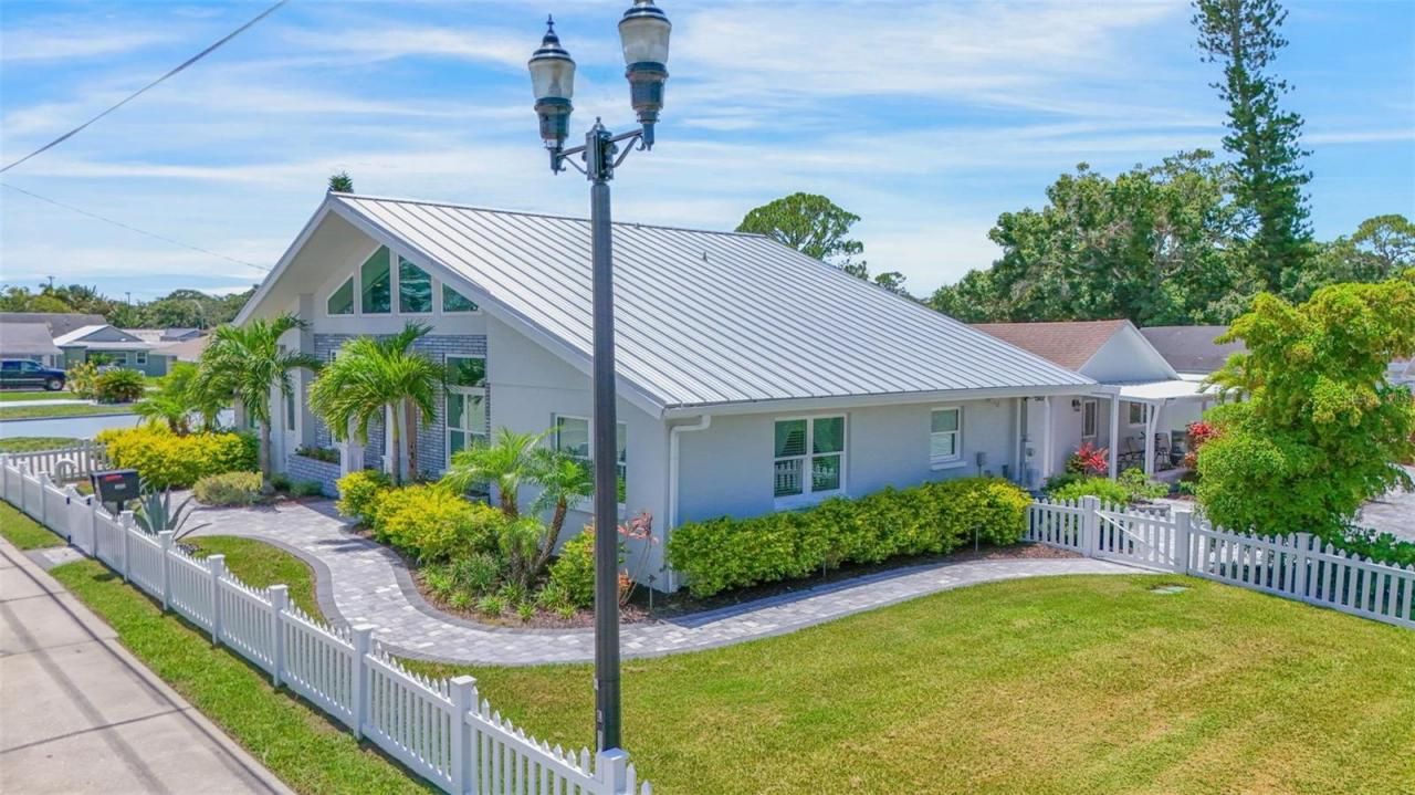 3502 Bahia Vista Street, Sarasota, FL 34239 Photo