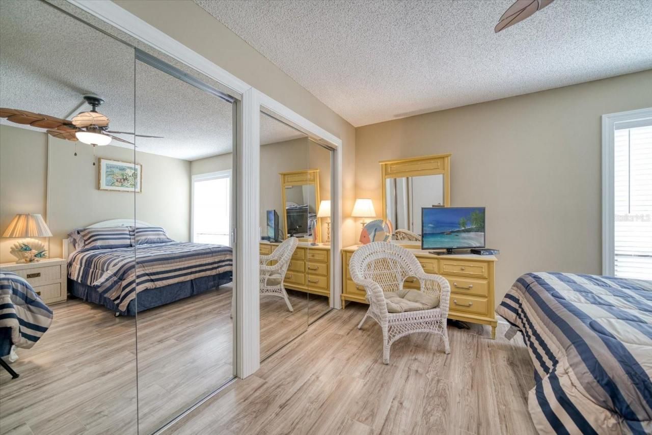 450 S Gulfview Boulevard, Unit 704, Clearwater Beach, FL 33767 Photo