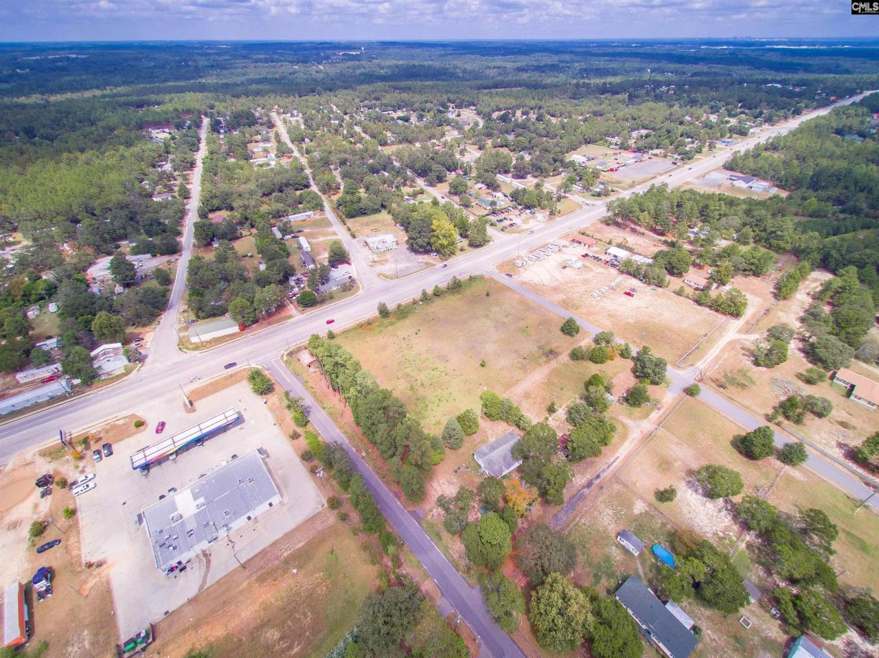 5119 Backman Avenue Photo 4