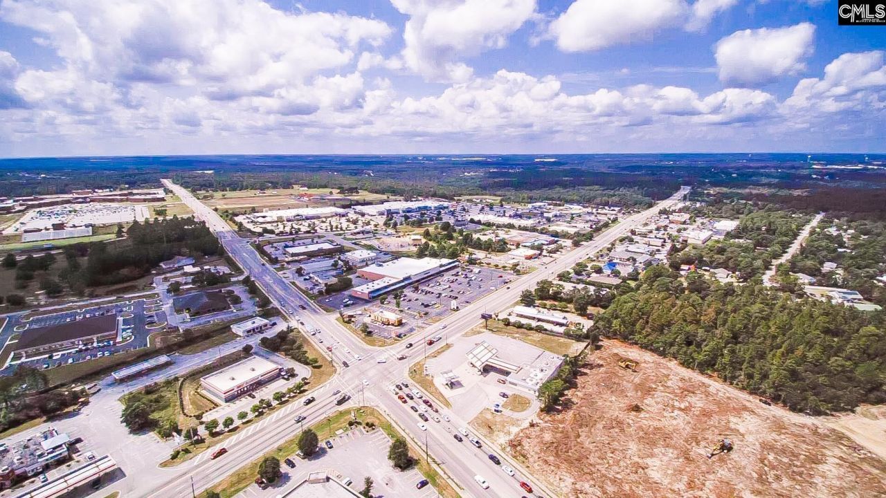 5119 Backman Avenue Photo 8