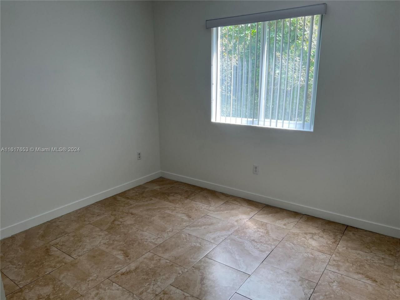 7945 W 2nd Ct, Unit 102, Hialeah, FL 33014 Photo