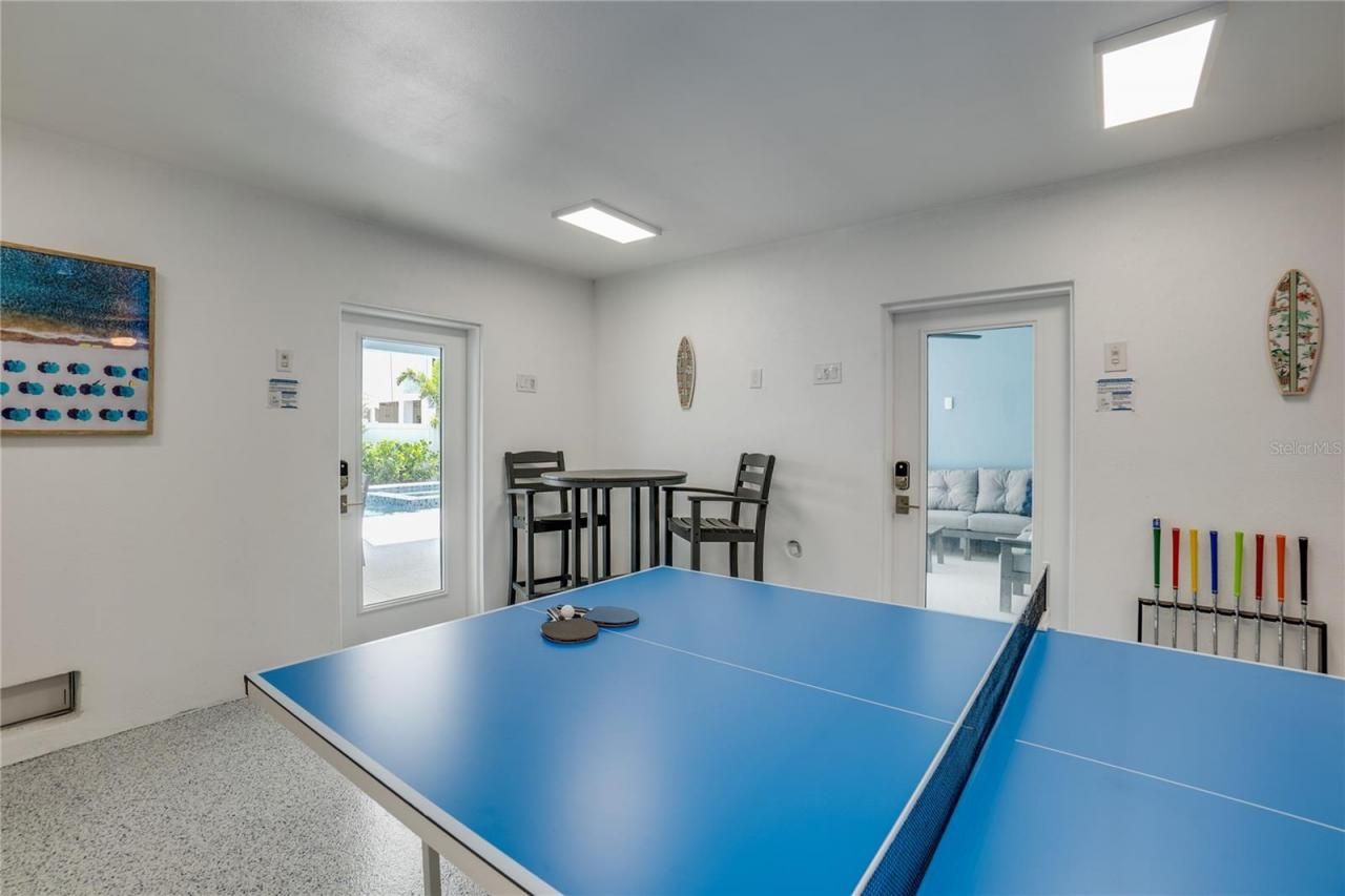 2102 Avenue B, Bradenton Beach, FL 34217 Photo