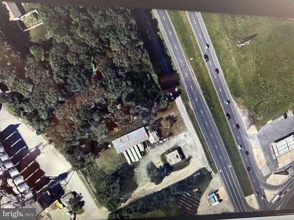 30330 SUSSEX HIGHWAY, LAUREL, DE 19956