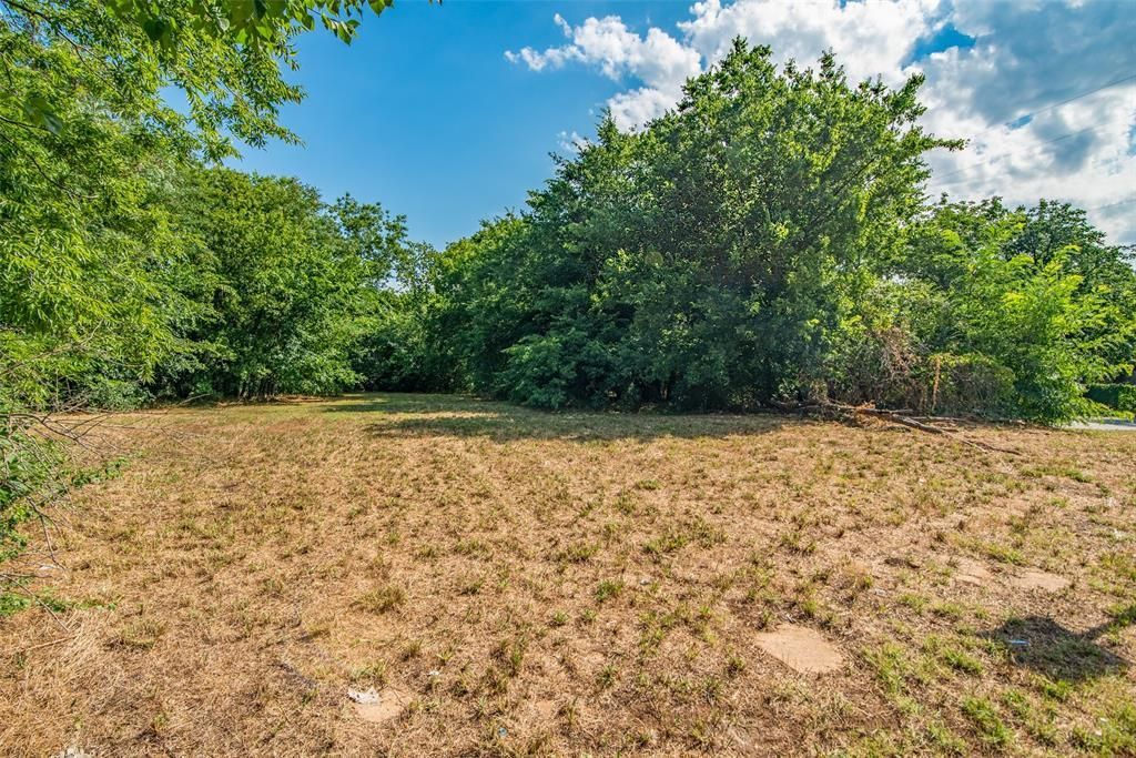 129 Texas E, Denison, TX 75021 Main Photo