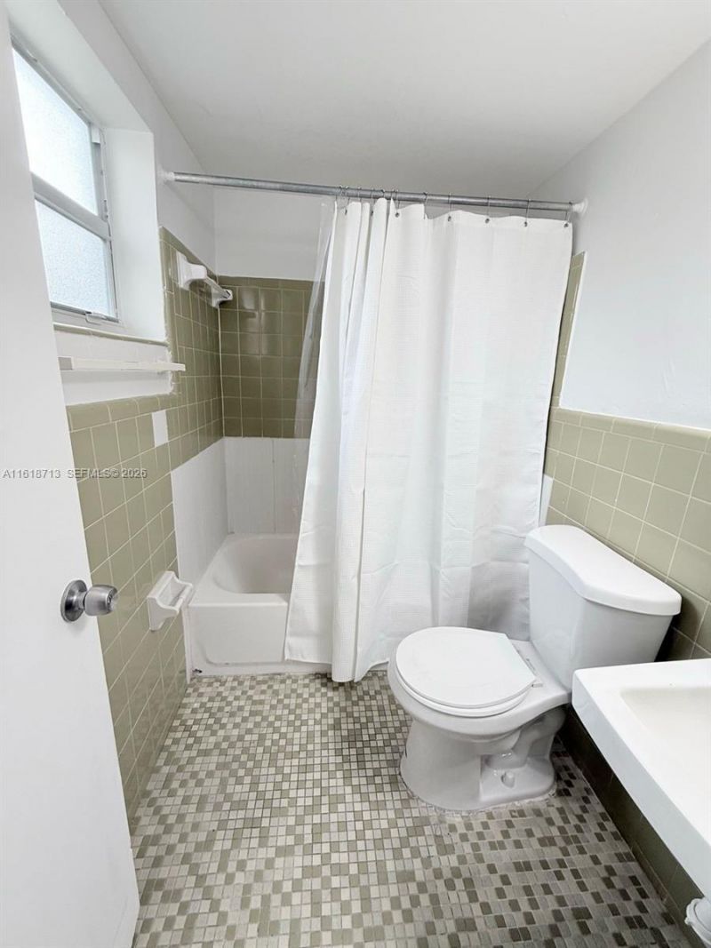 100 NE 78th St, Unit 9, Miami, FL 33138 Photo